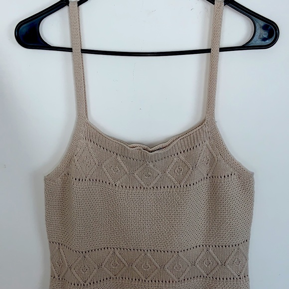 🌷SEVEN WONDERS Rose Knit Beige Dress Size 6 - Picture 6 of 9